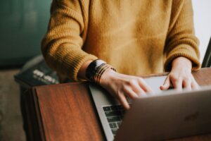 Searching an Arizona court case online.
