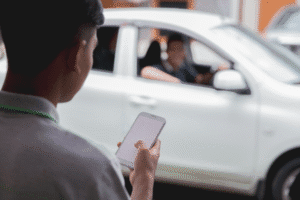 Uber passenger using phone before crash in Scottsdale – Rideout Law Group