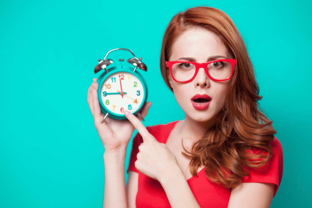 Woman shocked about being late holding clock — Arizona court appearance reminder