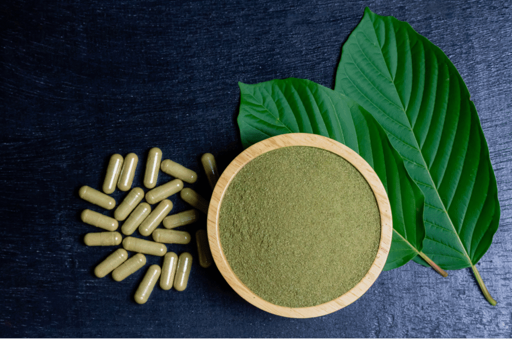 Kratom capsules and powder with Mitragyna speciosa leaves – substance abuse defense in Arizona